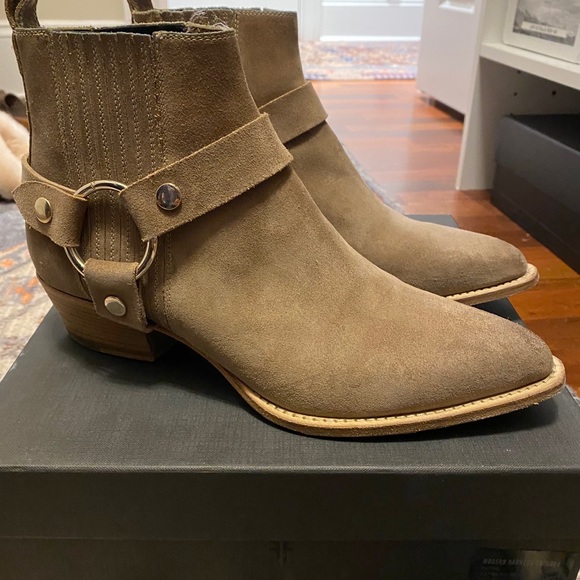 Frye Modern Harness Chelsea Boot - Picture 1 of 5